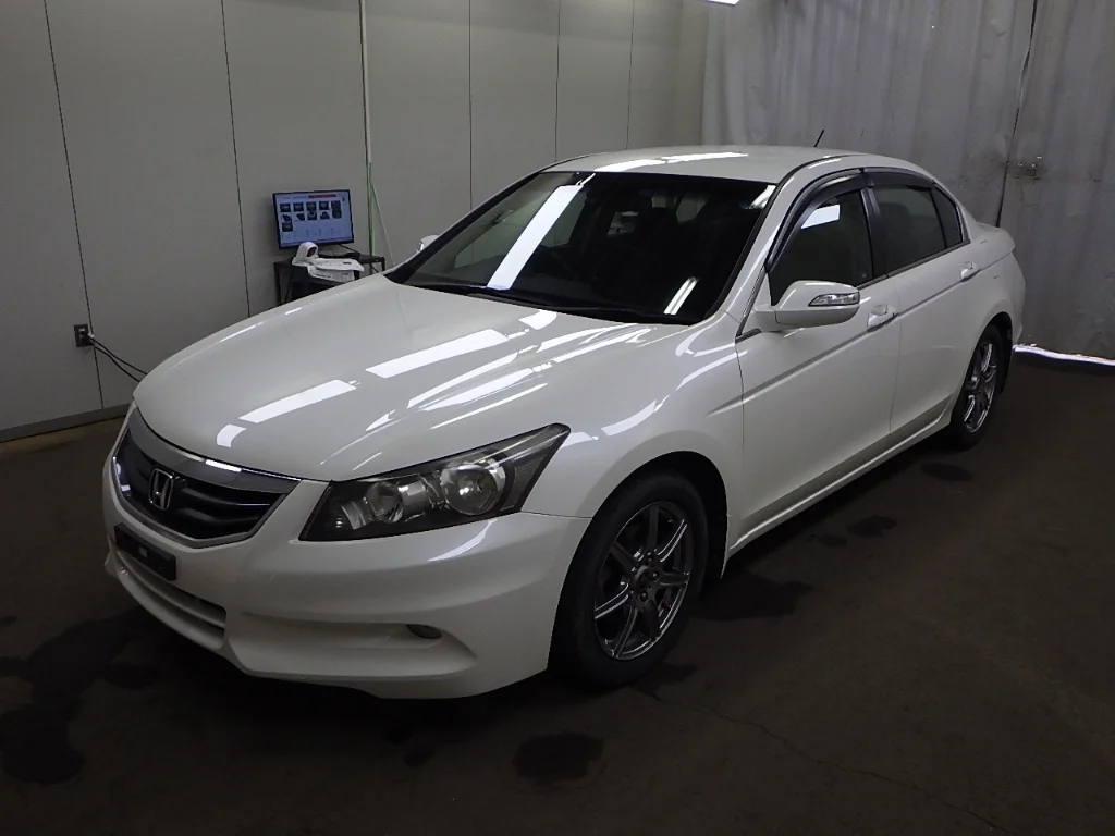 Honda Inspire  с аукциона в Японии