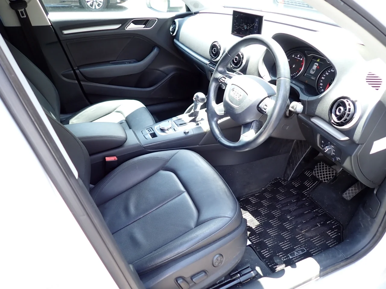 Audi A3  с аукциона в Японии