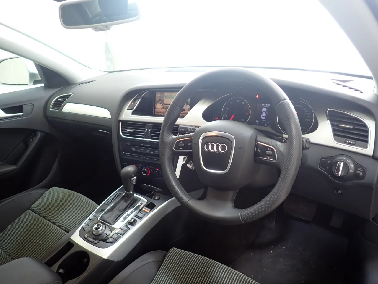 Audi A4  с аукциона в Японии