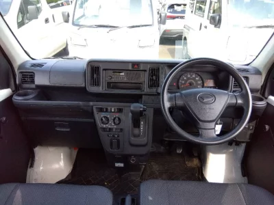 DAIHATSU HIJET VAN