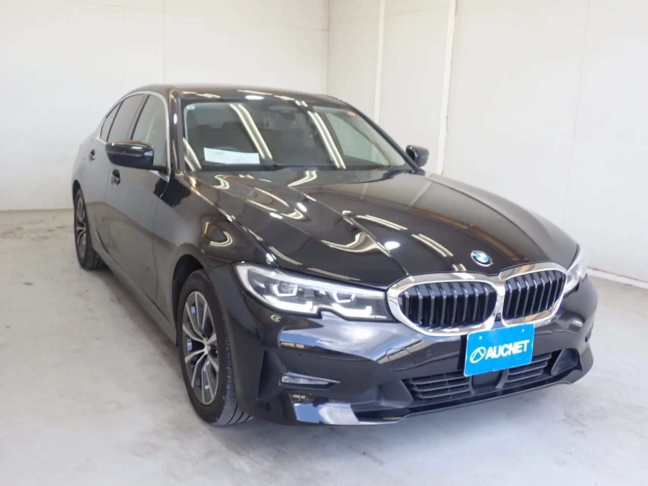 BMW 3-Series  с аукциона в Японии