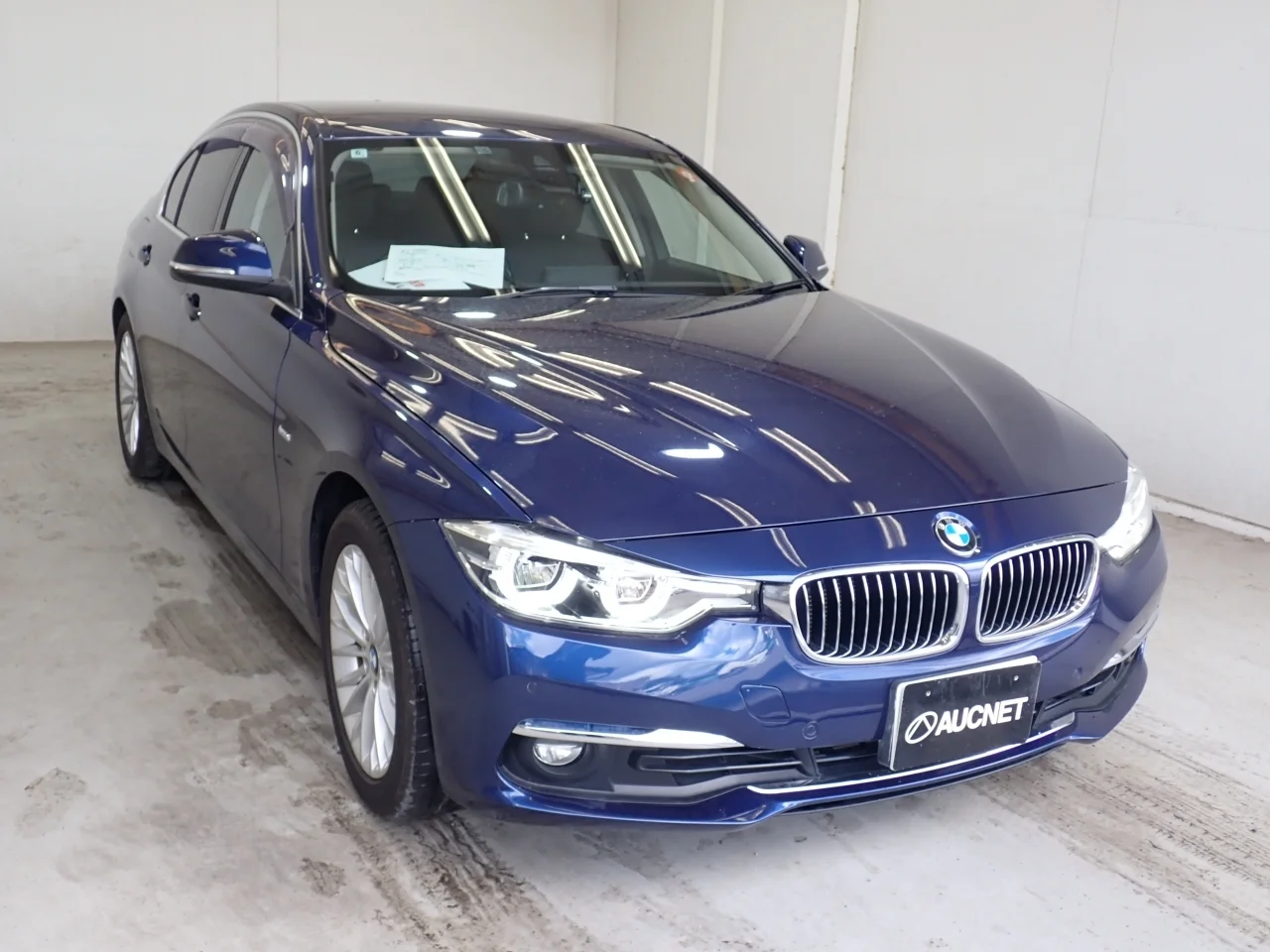 BMW 3-Series  с аукциона в Японии