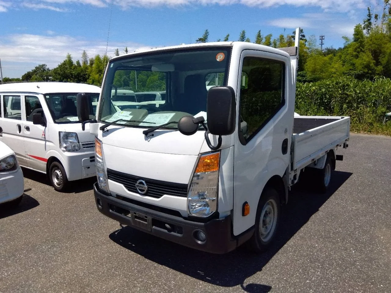 Nissan Atlas  с аукциона в Японии
