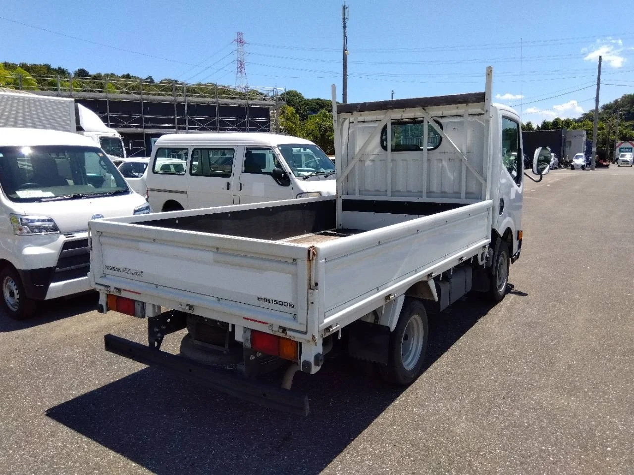 Nissan Atlas  с аукциона в Японии