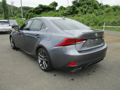 Lexus IS350