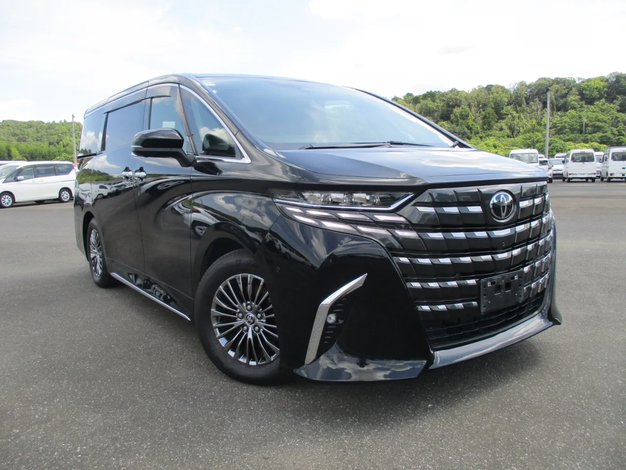 Toyota ALPHARD HYBRID  с аукциона в Японии