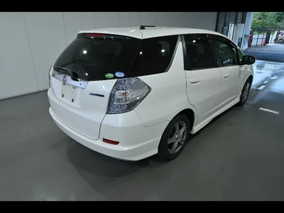 HONDA FIT SHUTTLE