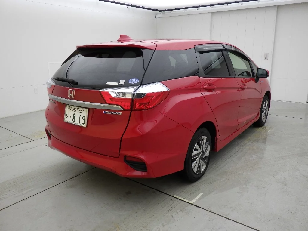 Honda Shuttle  с аукциона в Японии