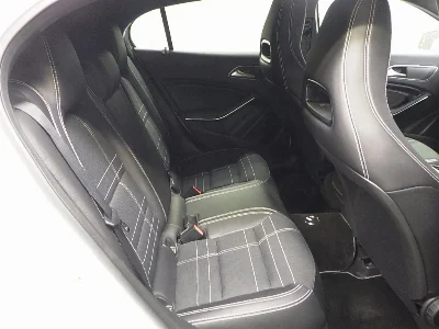 MERCEDES BENZ GLA