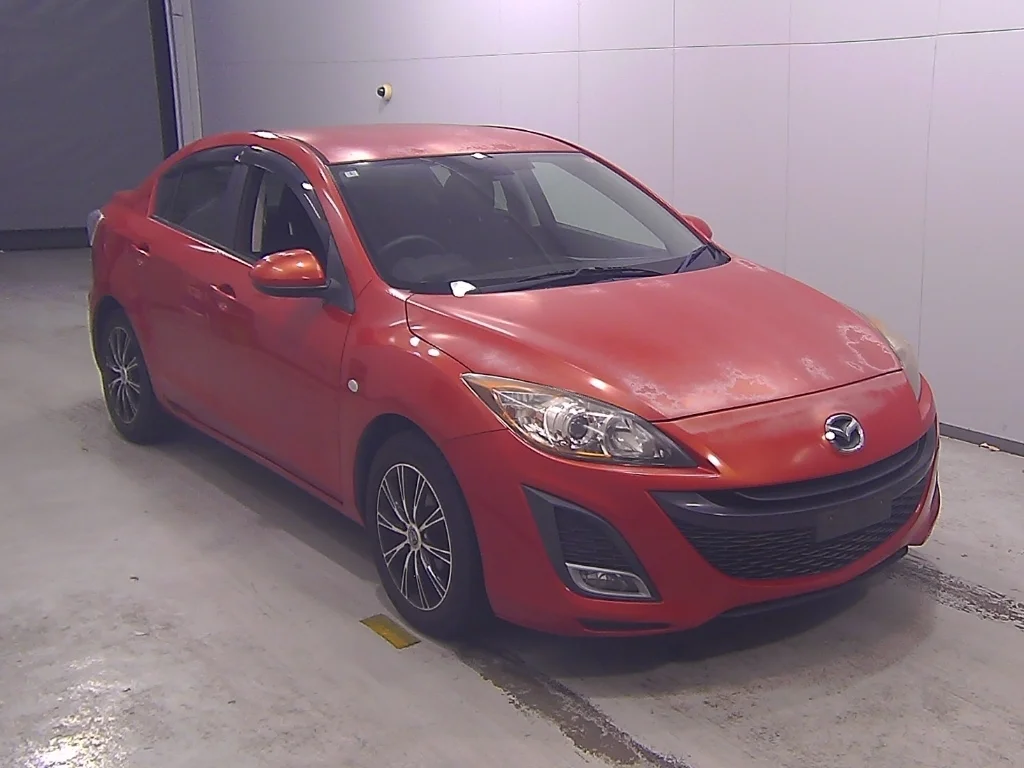 Mazda Axela  с аукциона в Японии
