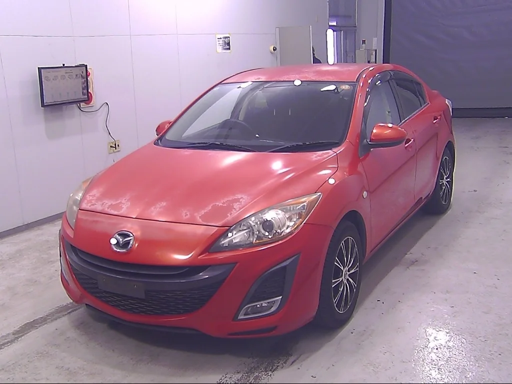 Mazda Axela  с аукциона в Японии