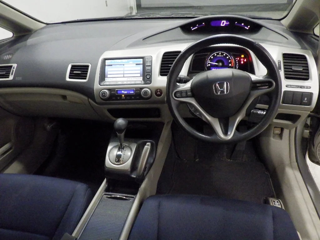 Honda Civic  с аукциона в Японии