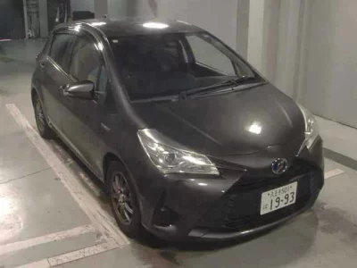 TOYOTA VITZ