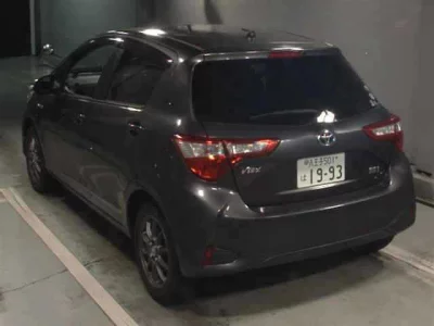 TOYOTA VITZ