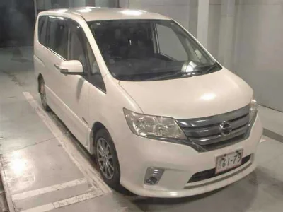 NISSAN SERENA