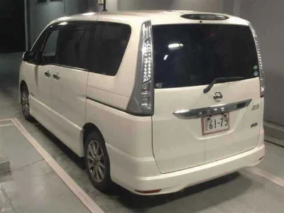 NISSAN SERENA
