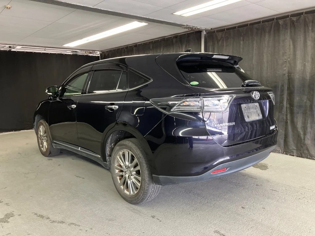 Toyota Harrier  с аукциона в Японии