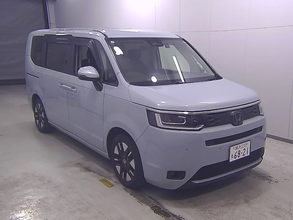 Honda Stepwgn  с аукциона в Японии