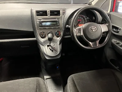 TOYOTA RACTIS