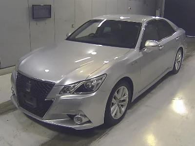 Статистика аукционов Toyota Crown