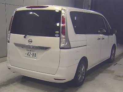 NISSAN SERENA