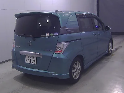 HONDA FREED SPIKE