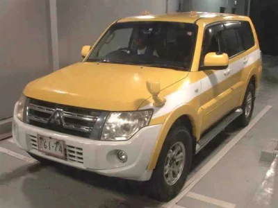 MITSUBISHI PAJERO