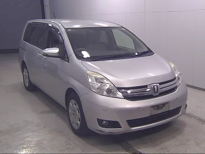 TOYOTA ISIS