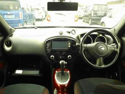 NISSAN JUKE