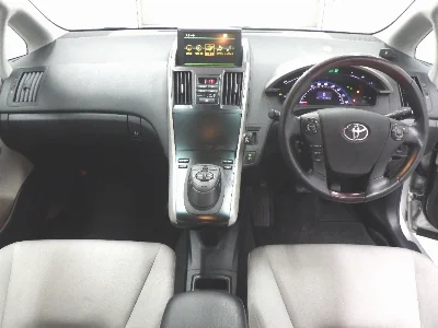 TOYOTA SAI