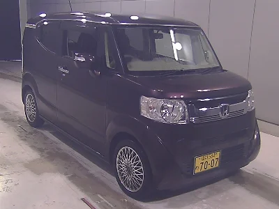 HONDA N BOX SLASH