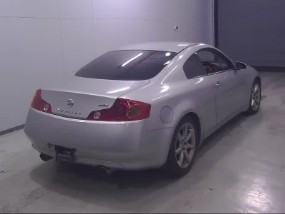 NISSAN SKYLINE