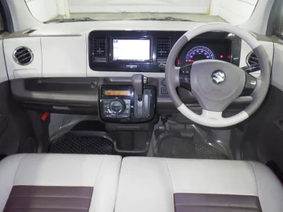SUZUKI MRWAGON