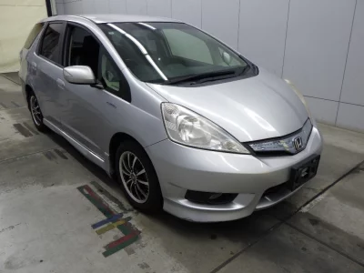 HONDA FIT SHUTTLE