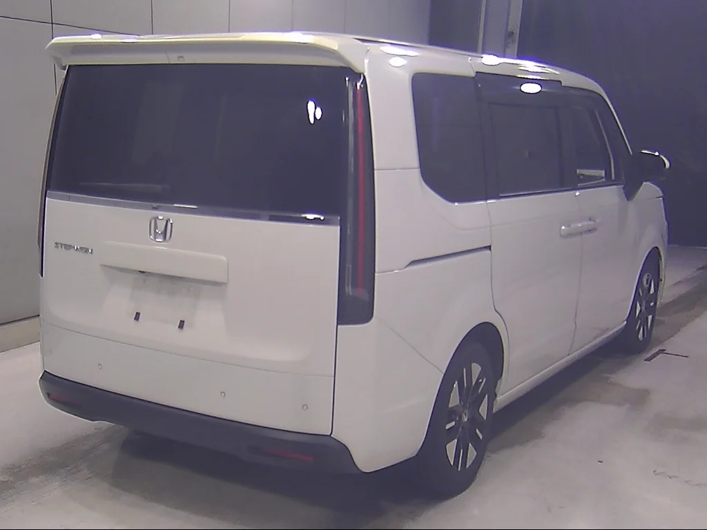 Honda Stepwgn  с аукциона в Японии