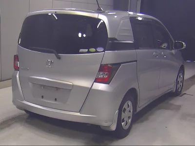 Honda Freed Spike