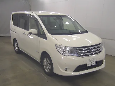 NISSAN SERENA