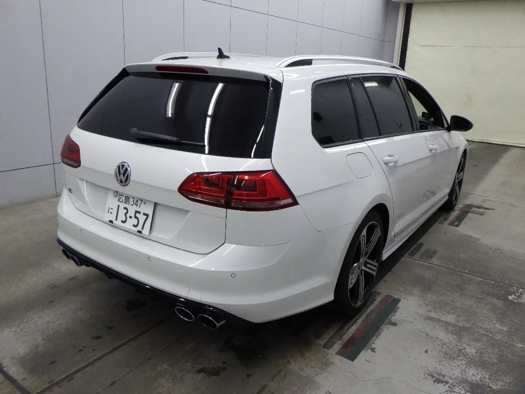 Volkswagen Golf  с аукциона в Японии