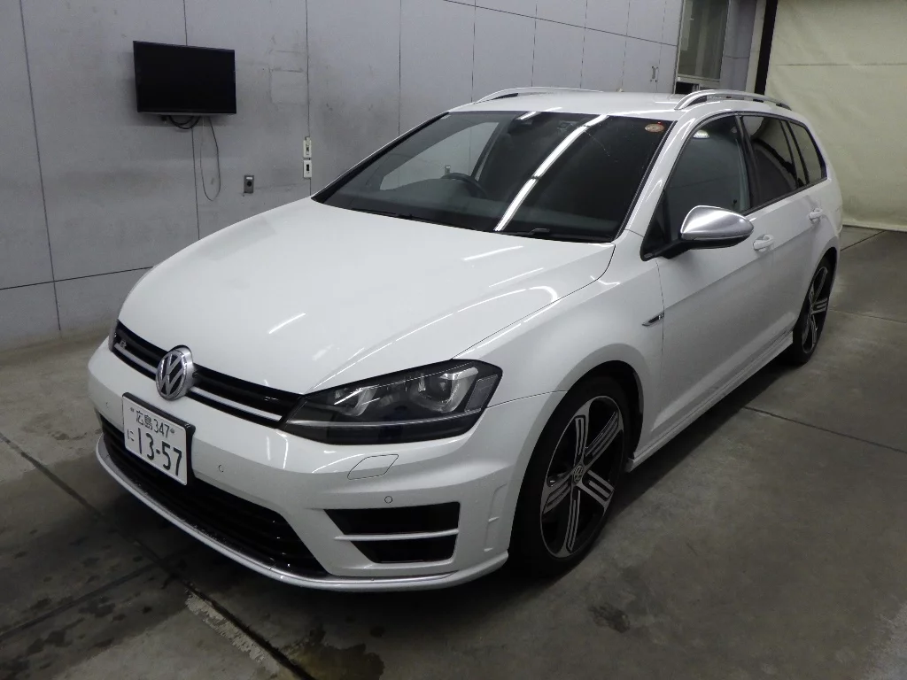 Volkswagen Golf  с аукциона в Японии