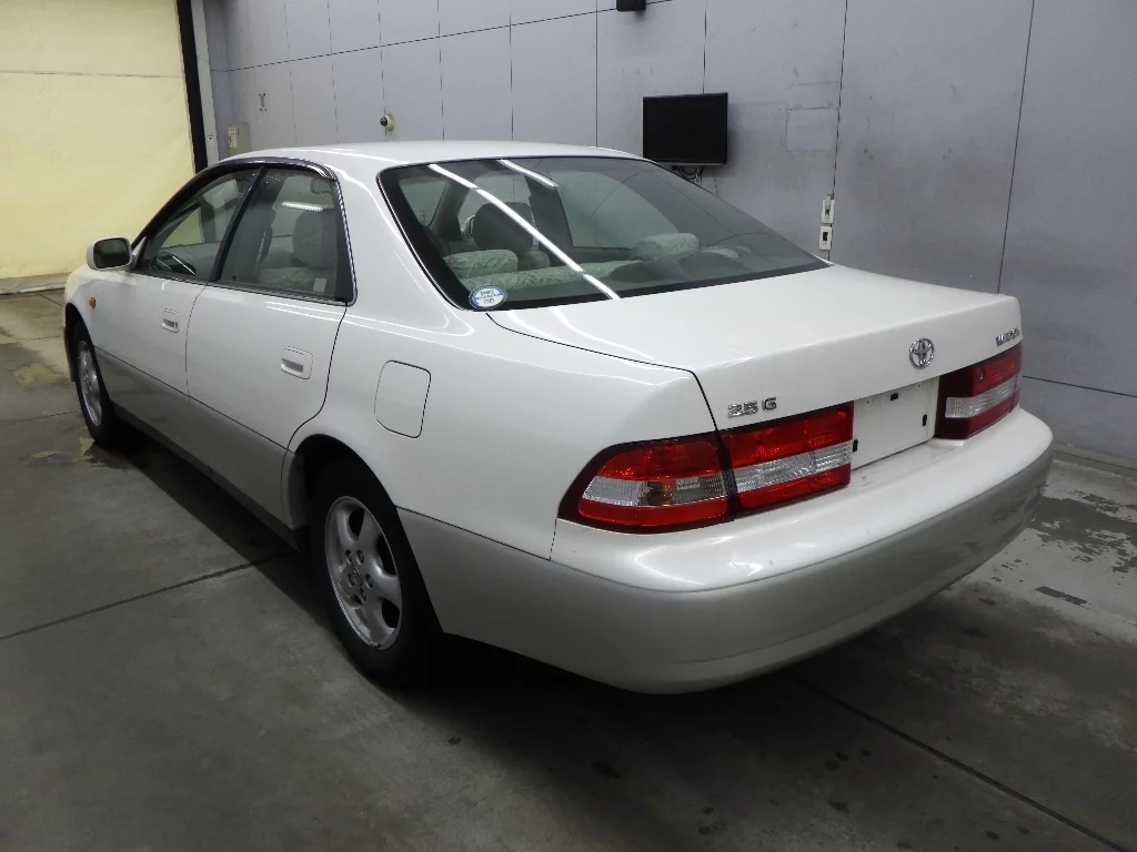 Toyota Windom  с аукциона в Японии