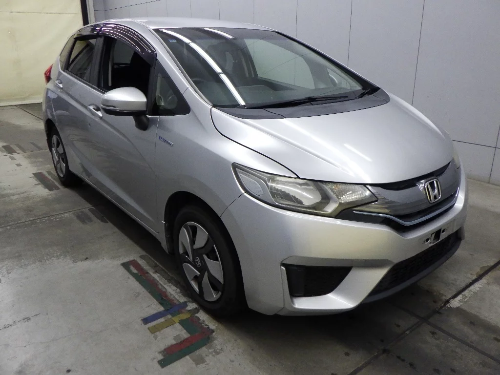 Honda Fit  с аукциона в Японии