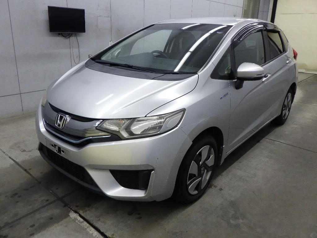 Honda Fit  с аукциона в Японии