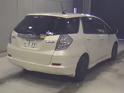 HONDA FIT SHUTTLE