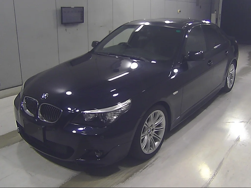 BMW 5-Series  с аукциона в Японии
