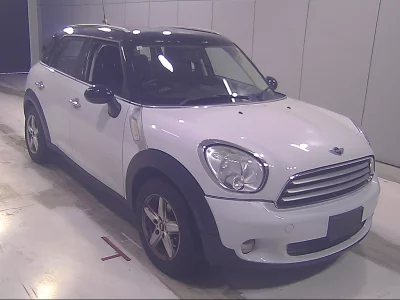 MINI MINI CROSSOVER