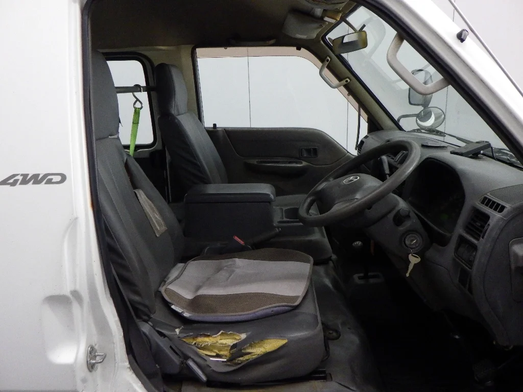 Mazda Bongo Van  с аукциона в Японии