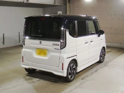 Suzuki Spacia Custom