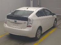 Цена авто Toyota Prius с аукционов Японии, номер кузова ZVW30, пробег 110 000, оценка 6