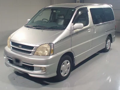 TOYOTA HIACE REGIUS