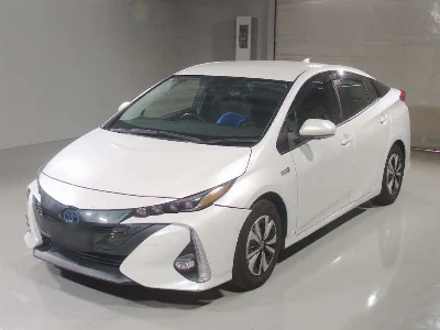 Toyota Prius PHV